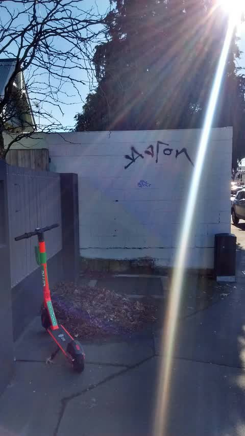 Graffiti, a report photo