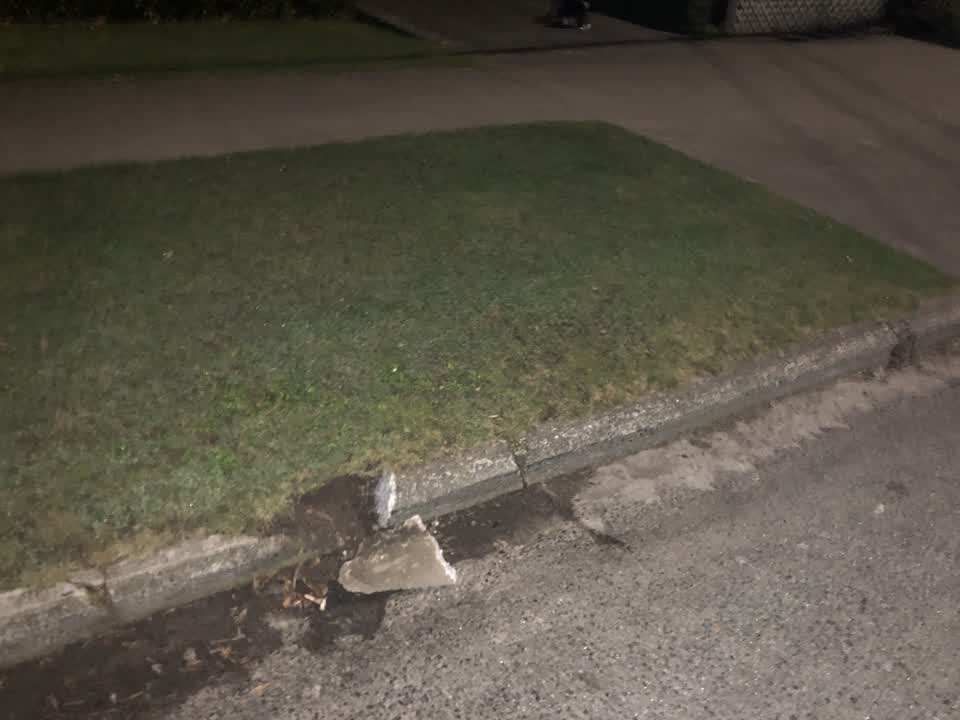 The photograph attached to this roading/streets report