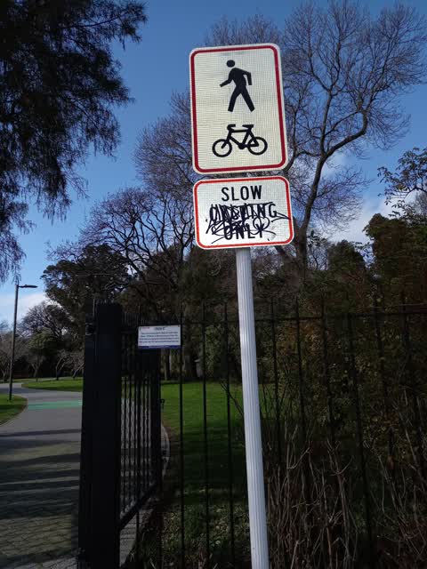 Graffiti, a report photo
