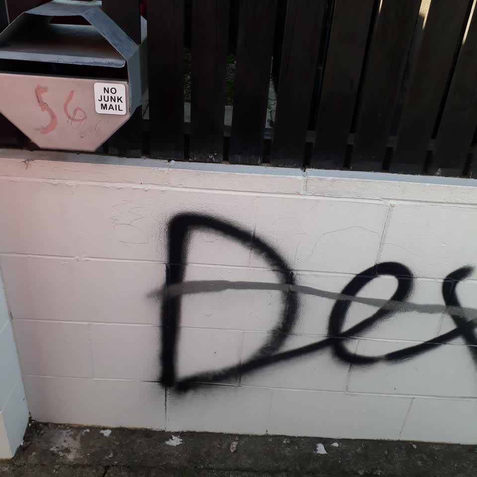 The photograph attached to this graffiti report