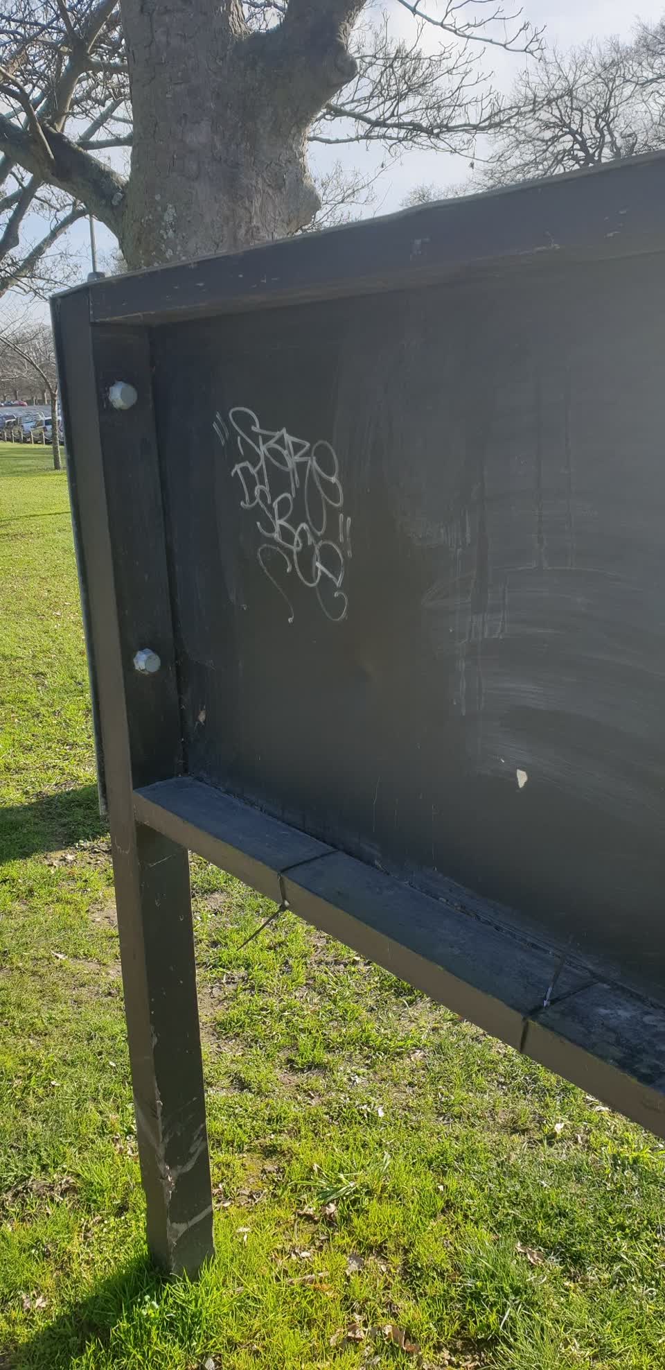 The photograph attached to this graffiti report