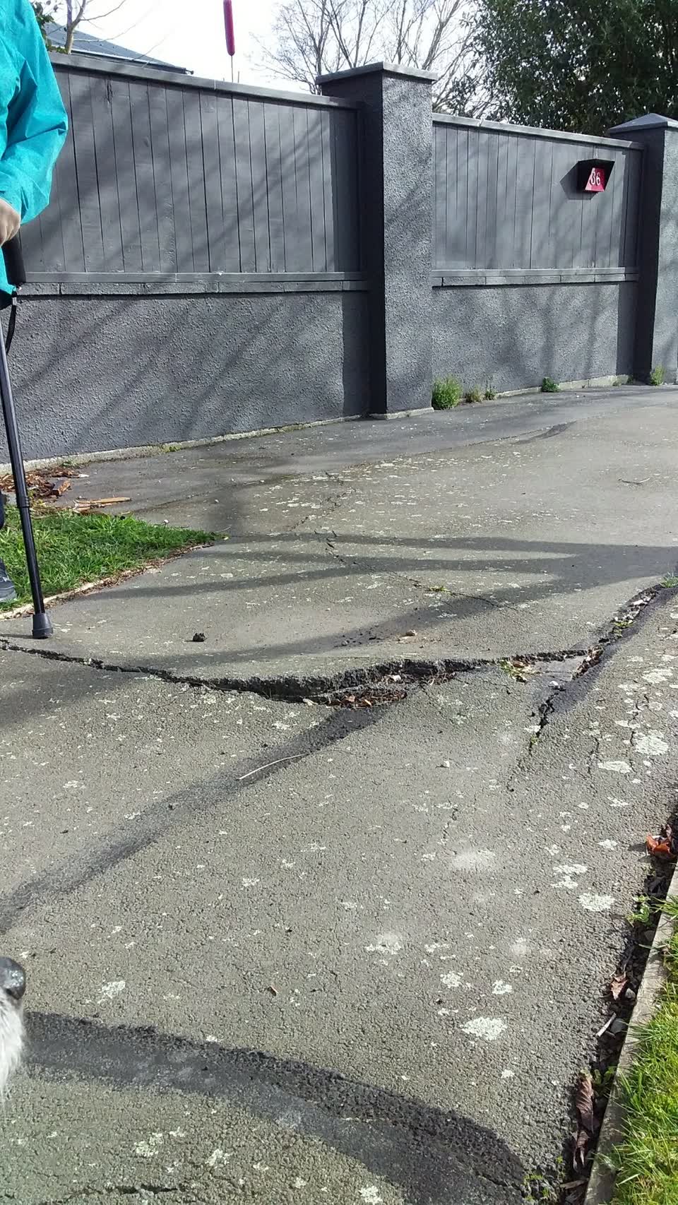The photograph attached to this roading/streets report