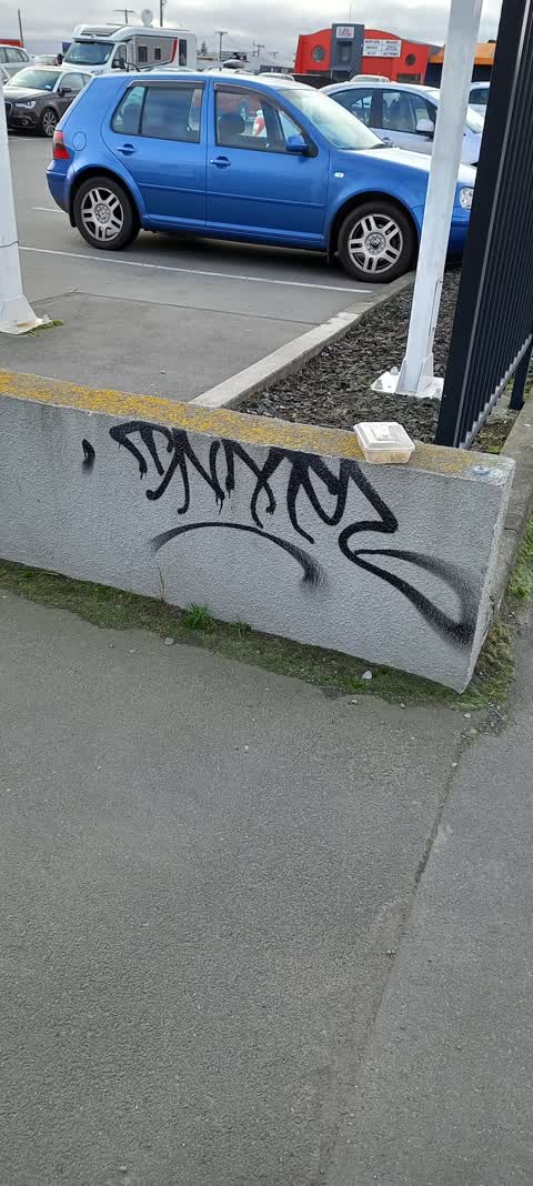 Graffiti, a report photo