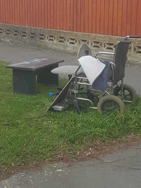 Rubbish/Recycling — a report photo