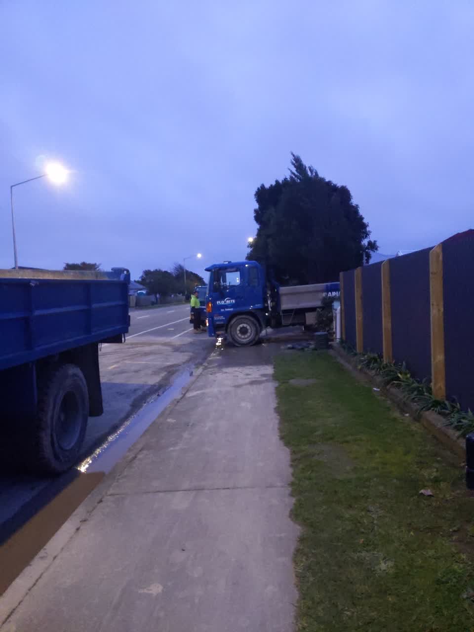The photograph attached to this roading/streets report