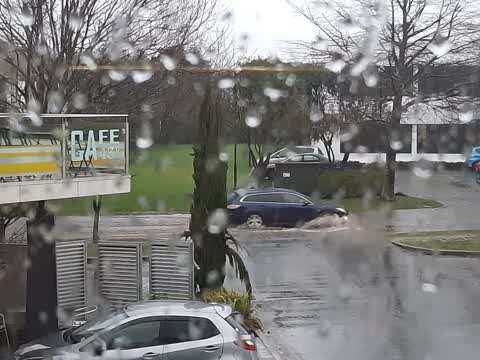 Flooding, a report photo
