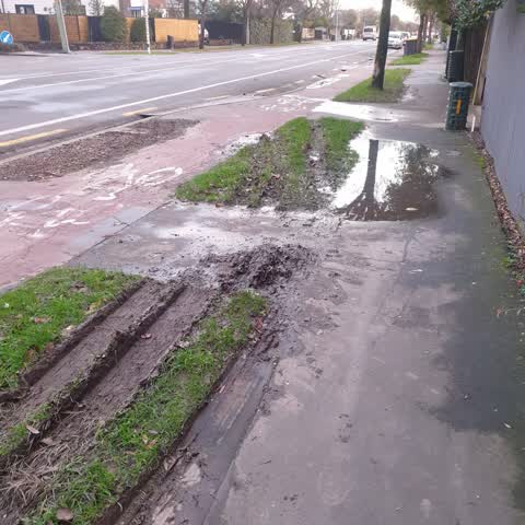 Roading/Streets, a report photo