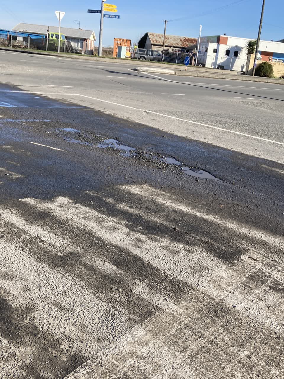 The photograph attached to this roading/streets report