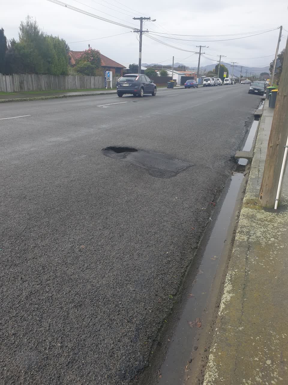 The photograph attached to this roading/streets report
