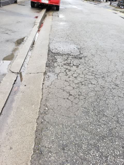Roading/Streets, a report photo