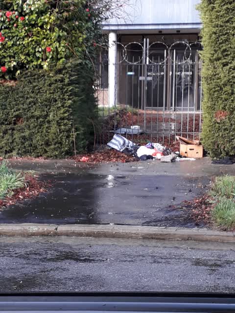 Rubbish/Recycling, a report photo