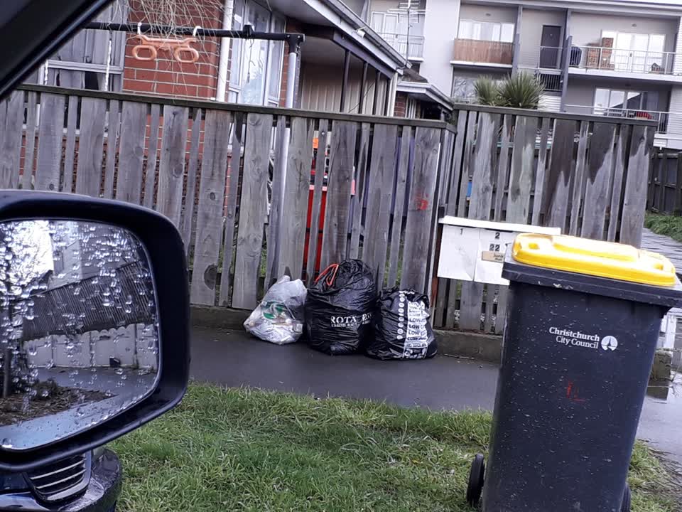 The photograph attached to this rubbish/recycling report