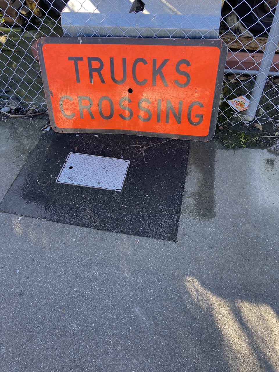 The photograph attached to this roading/streets report