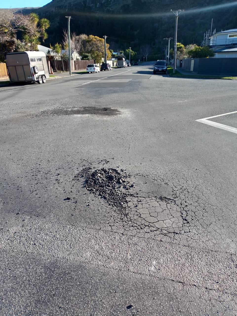The photograph attached to this roading/streets report