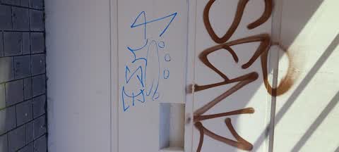 Graffiti, a report photo
