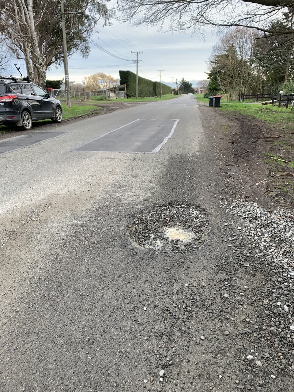 The photograph attached to this roading/streets report