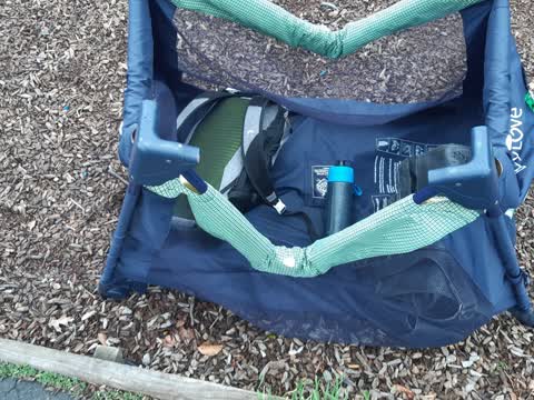 Rubbish/Recycling, a report photo