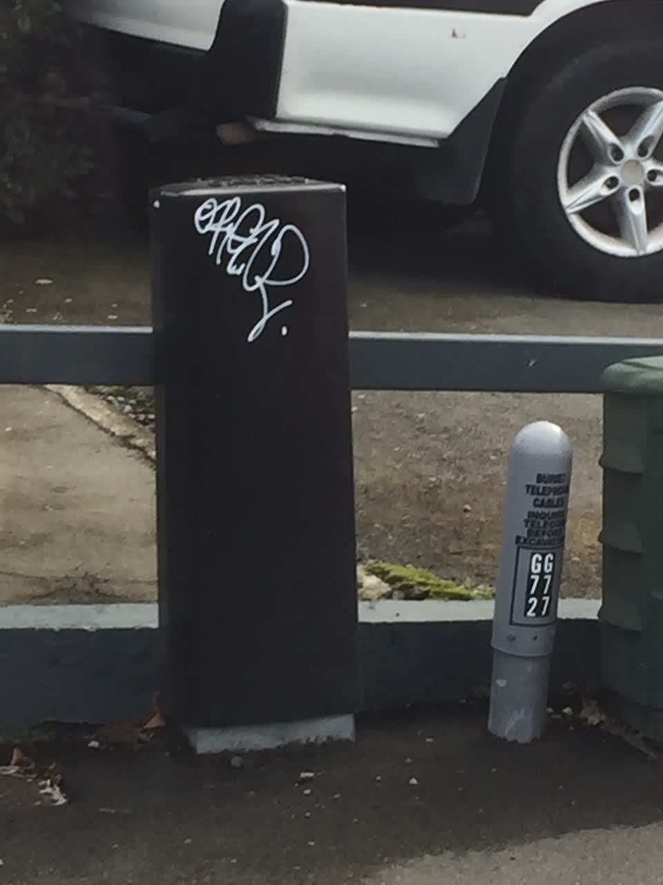 The photograph attached to this graffiti report