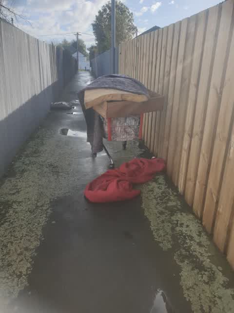 Rubbish/Recycling, a report photo