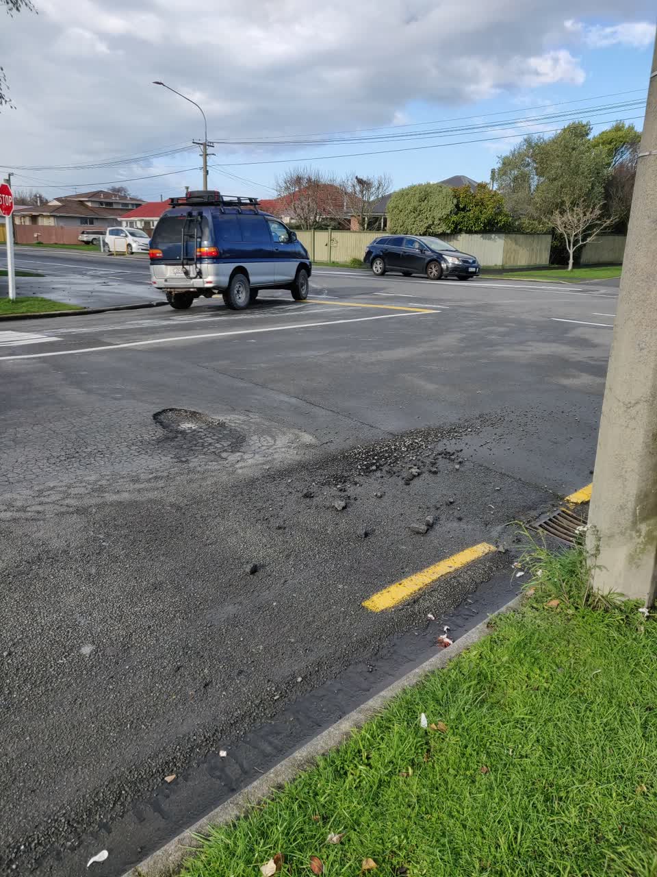 The photograph attached to this roading/streets report