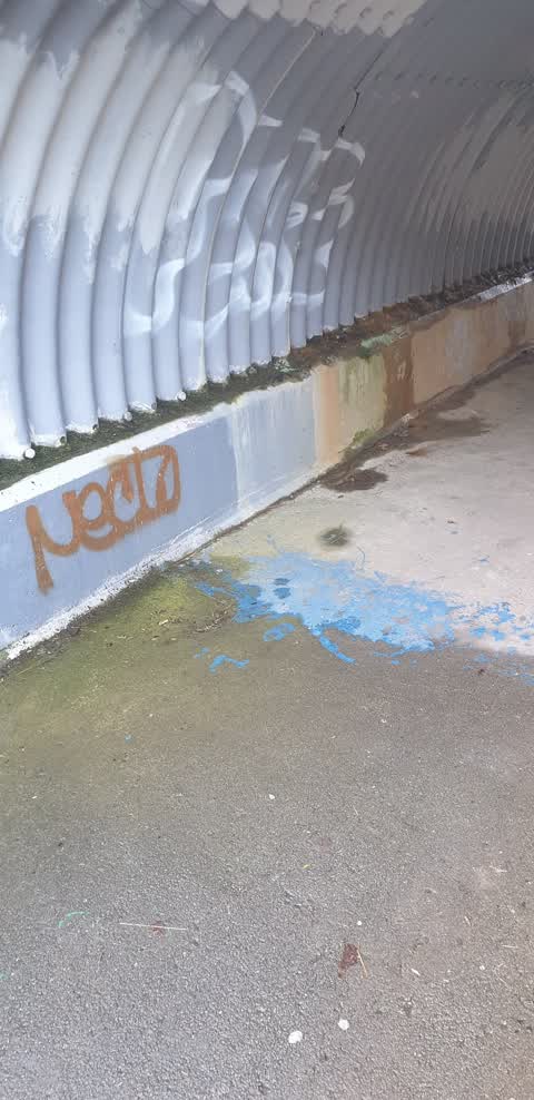 Graffiti, a report photo