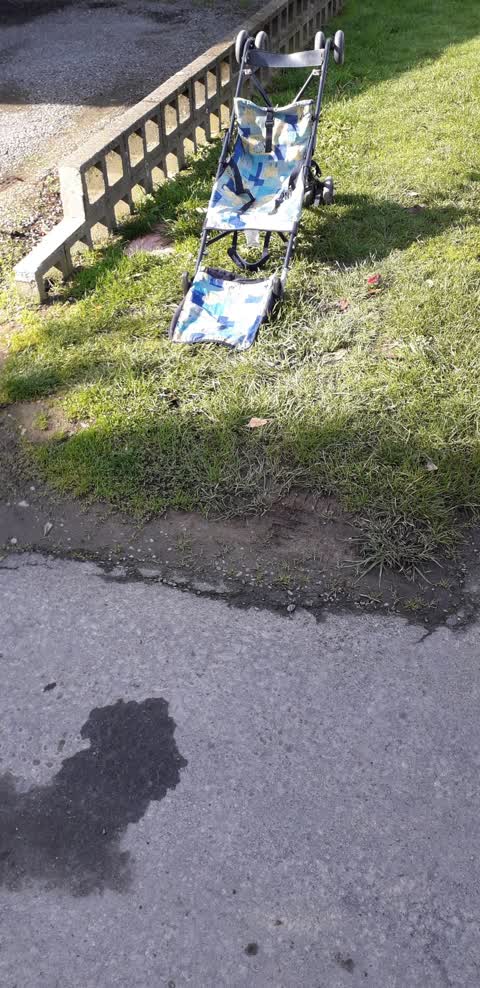 Rubbish/Recycling, a report photo