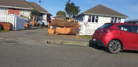 Roading/Streets, a report photo