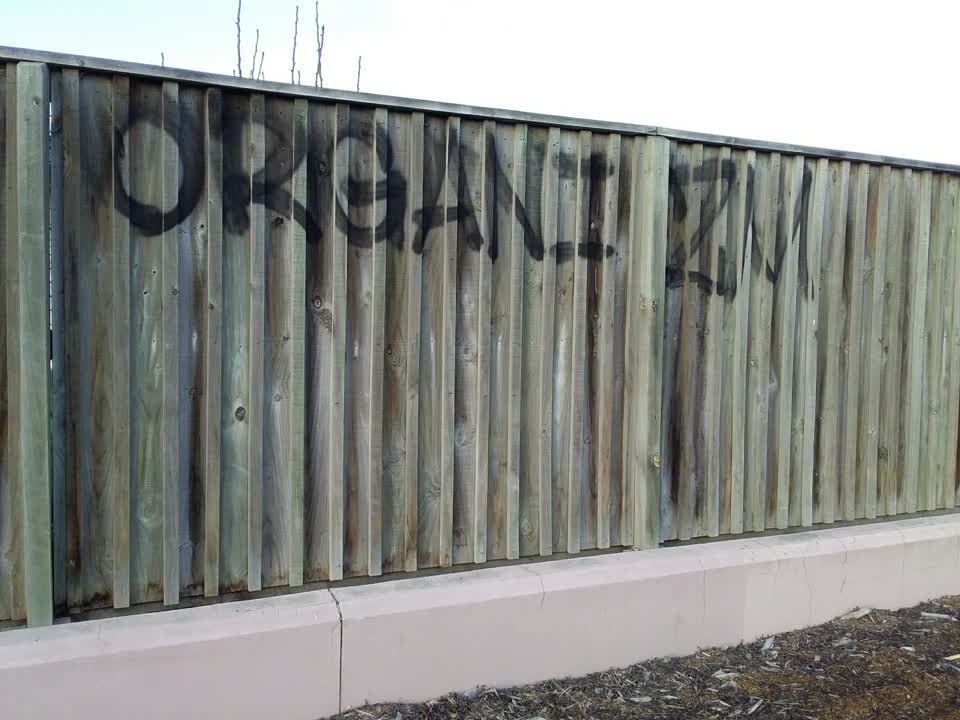 The photograph attached to this graffiti report