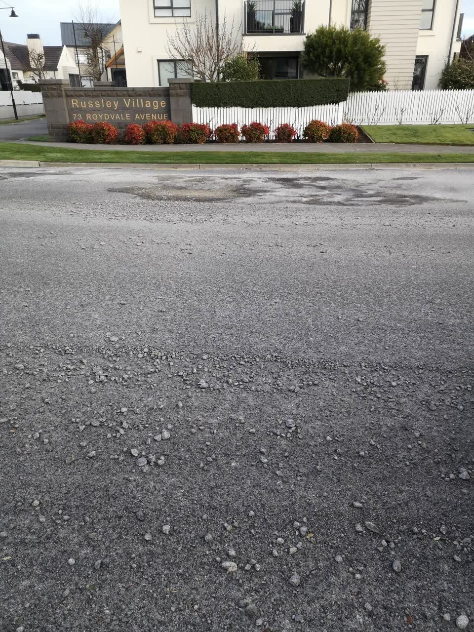 The photograph attached to this roading/streets report