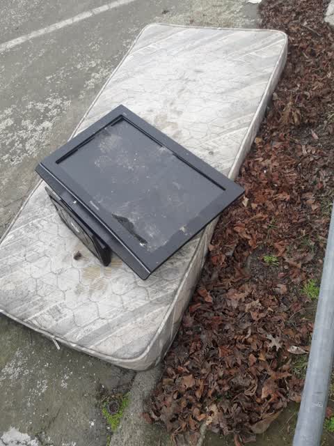 Rubbish/Recycling — a report photo
