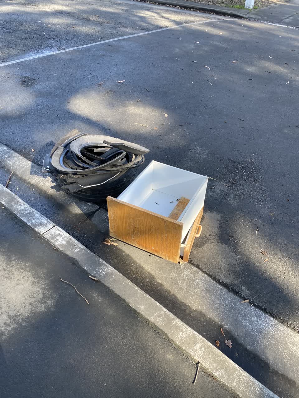 The photograph attached to this rubbish/recycling report