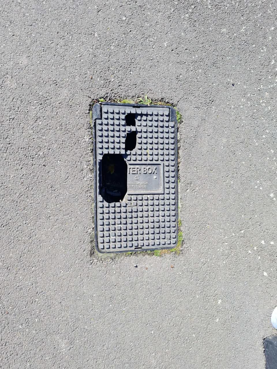 The photograph attached to this roading/streets report