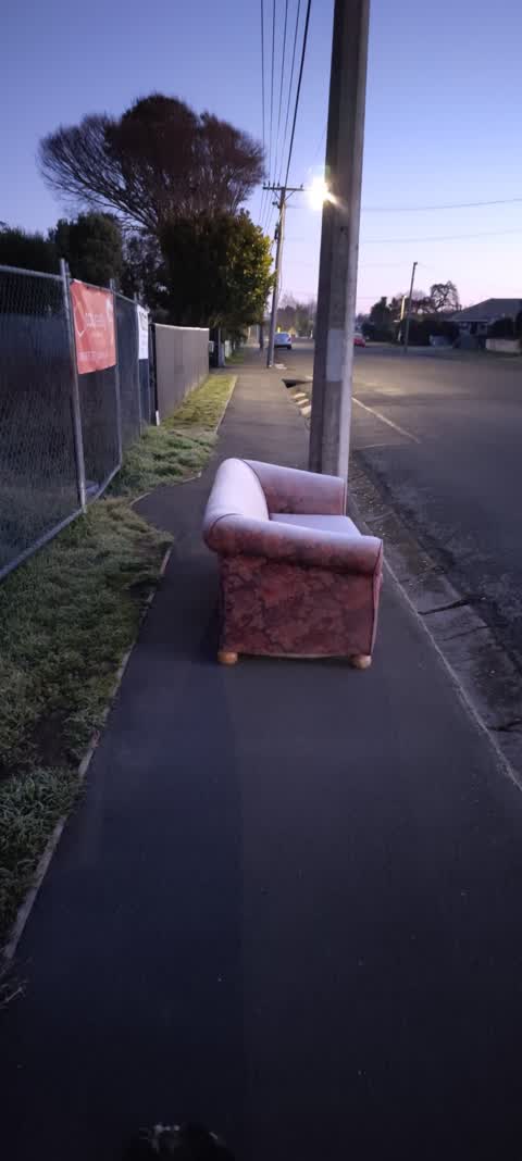 Rubbish/Recycling, a report photo