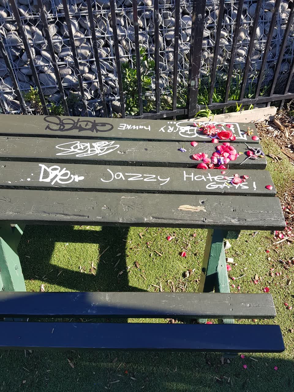 The photograph attached to this graffiti report