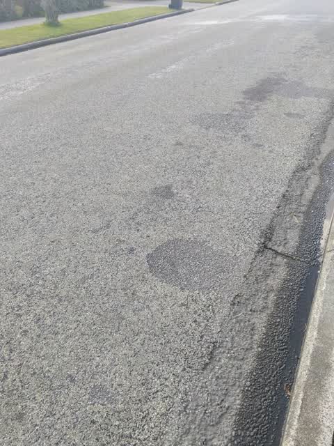Roading/Streets, a report photo