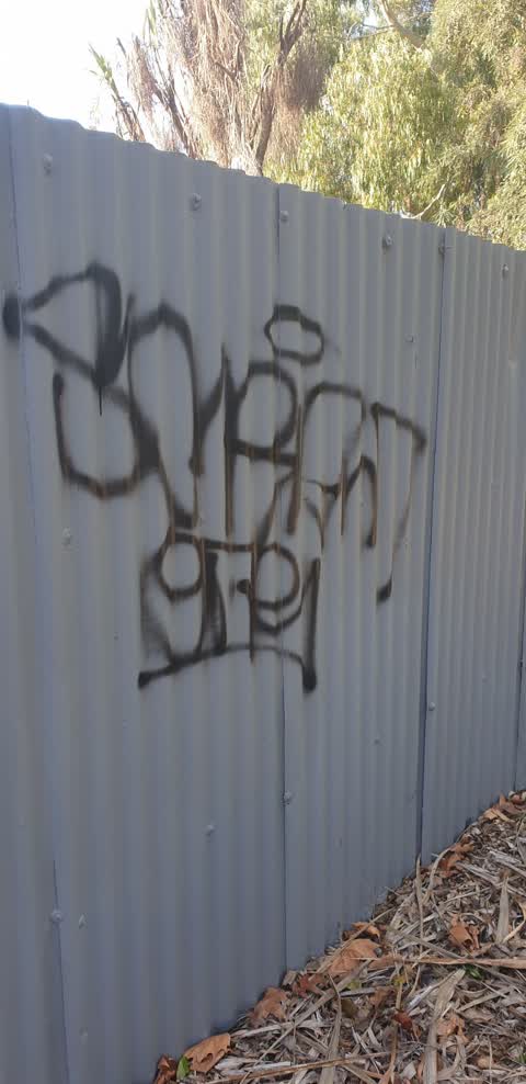 Graffiti, a report photo