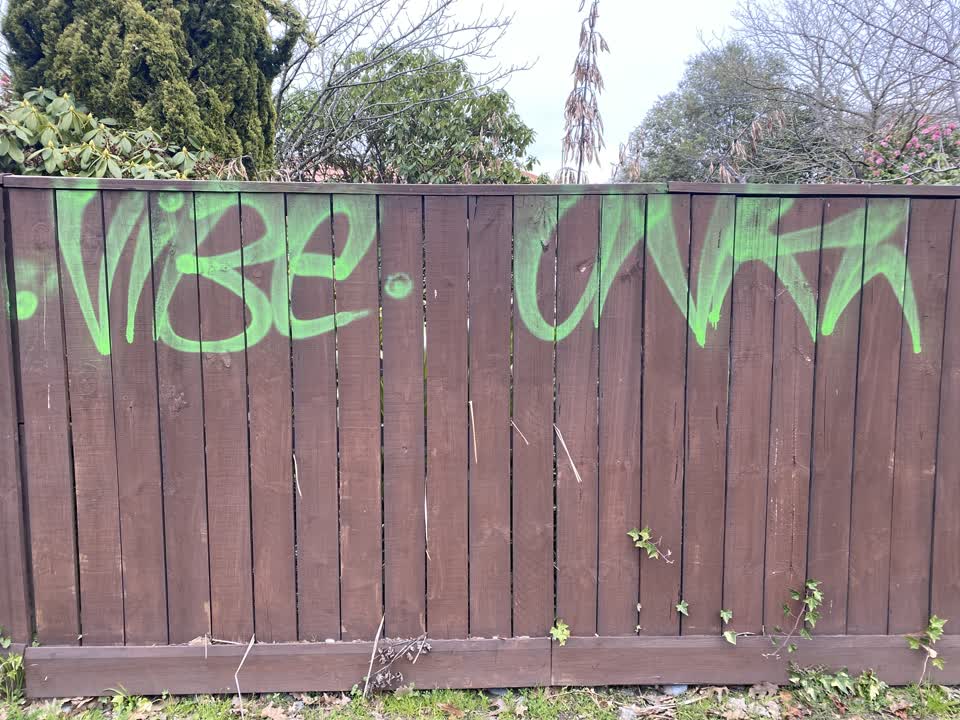 The photograph attached to this graffiti report