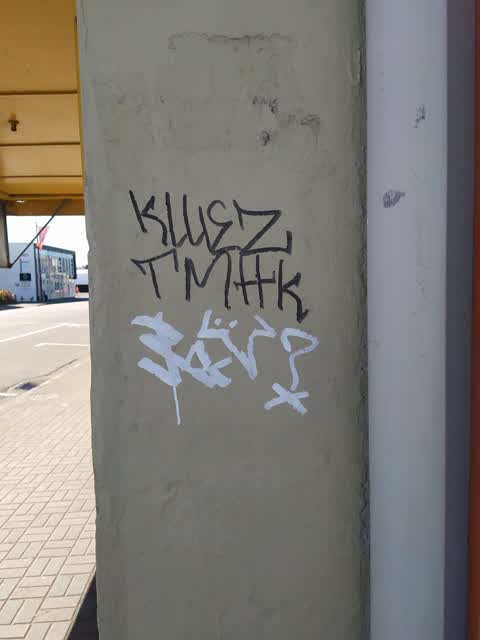 Graffiti, a report photo