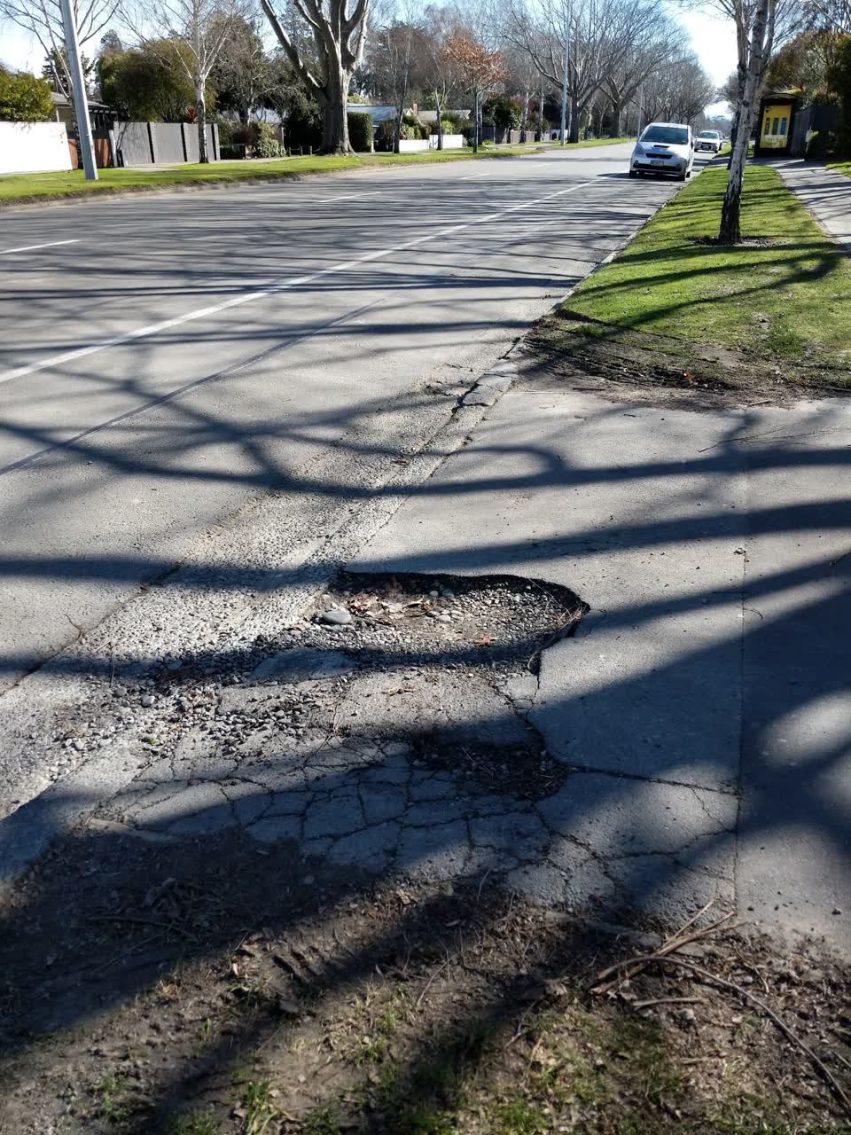 The photograph attached to this roading/streets report