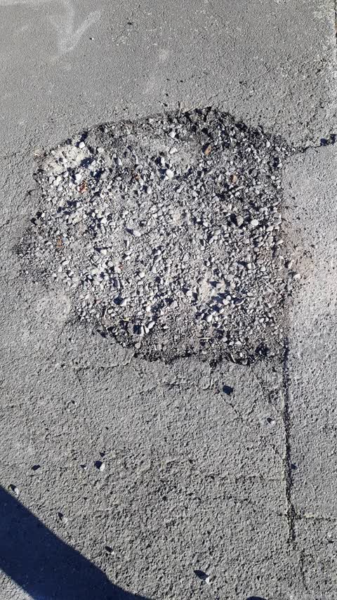 Roading/Streets, a report photo