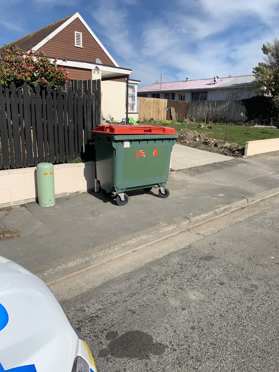 The photograph attached to this rubbish/recycling report