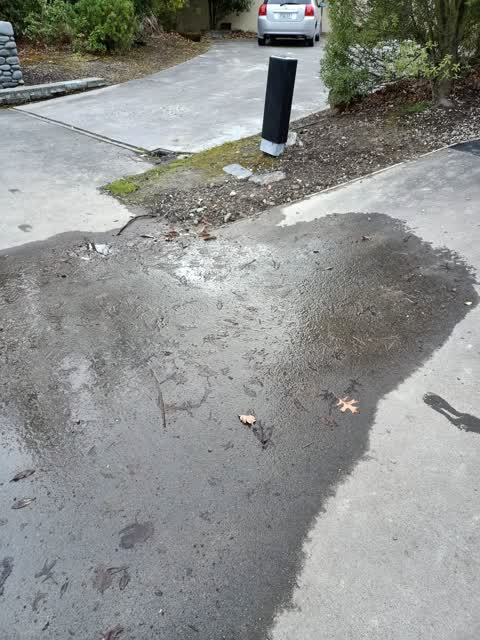 Water Leak, a report photo