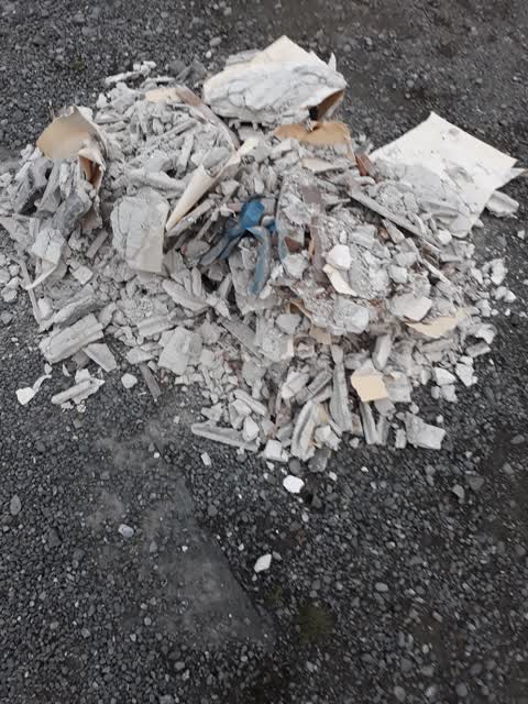 Rubbish/Recycling, a report photo