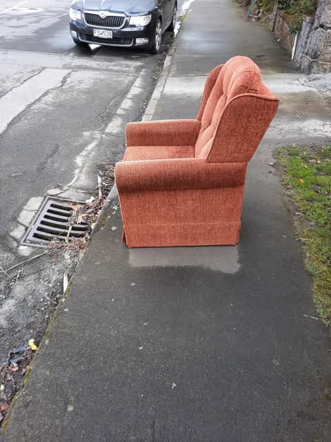 Rubbish/Recycling, a report photo