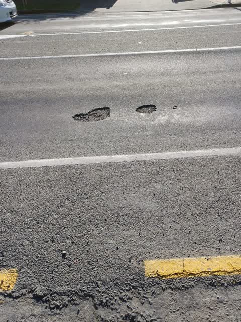 Roading/Streets, a report photo