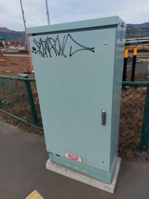 Graffiti, a report photo