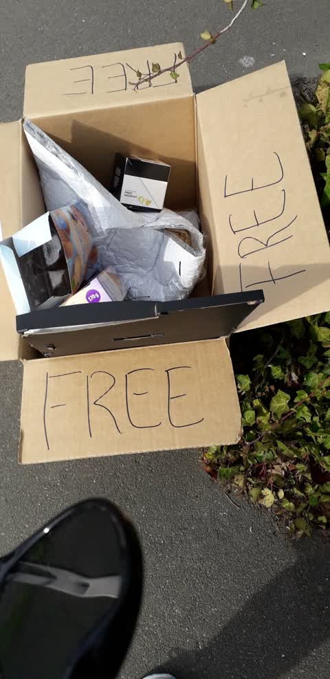 Rubbish/Recycling, a report photo