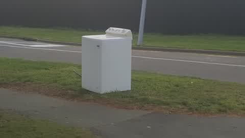 Rubbish/Recycling, a report photo