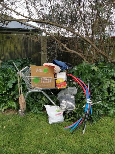 Rubbish/Recycling, a report photo