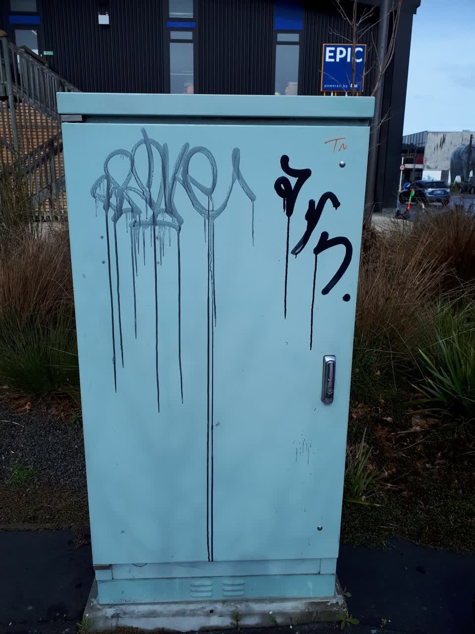 The photograph attached to this graffiti report